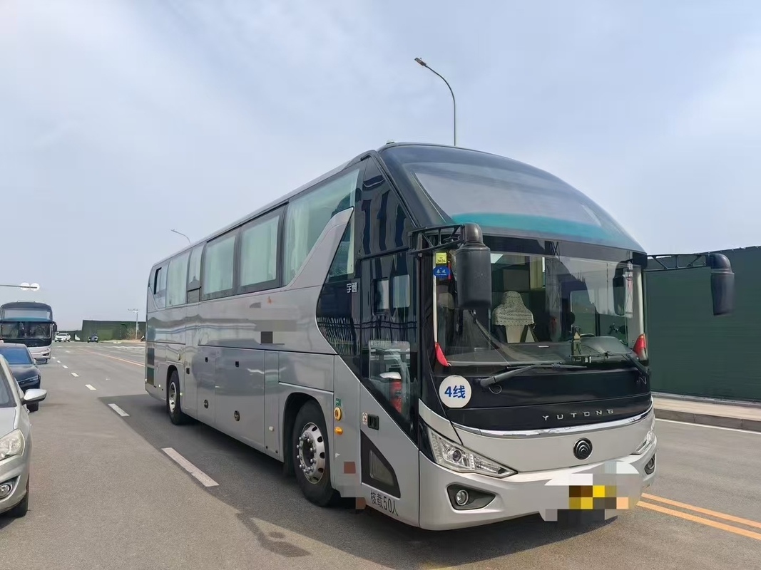 Coach Yutong Bus 2nd ZK6120 Model Airbag High Way Pengangkutan Penumpang 50 Kursi 2021 Tahun Kendaraan Haji