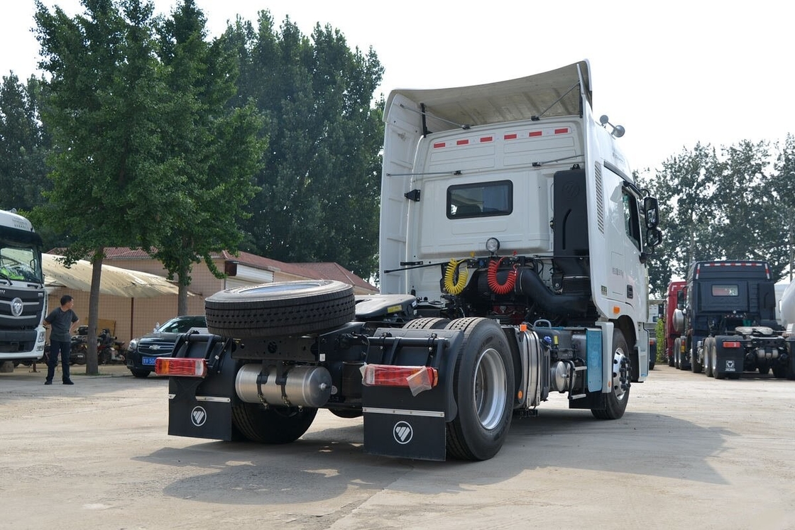 Dipakai ZF Transmission Tractor Head Foton Auman 460hp Cummins MesinMeningkatkan Infrastruktur Transportasi
