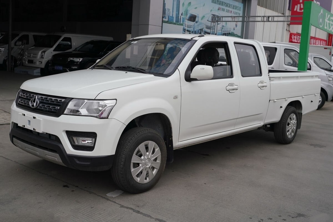Kualitas tinggi bekas truk pikap 4 * 4 Drive Mode Kekuatan kuda yang kuat Mesin Diesel tipe plat kotak kargo