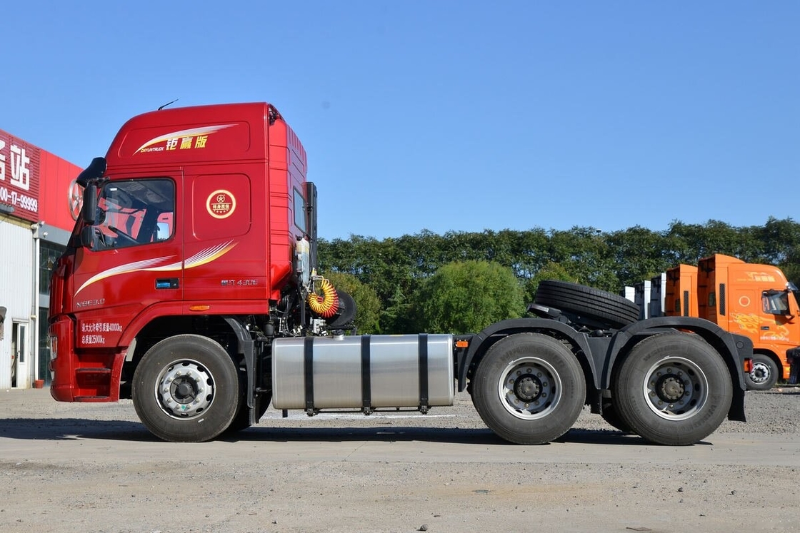 Traktor Truk Dayun N8E 6*4 Drive Mode 430hp Heavy Duty Long Distance Towing Roadside Assistance