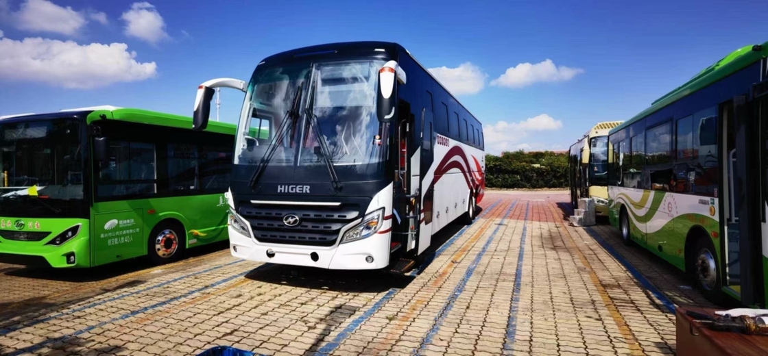 Bus Wisata Bekas Untuk Dijual Akses Doule Tinggi Cummins Mesin360hp 55 Kursi Rhd