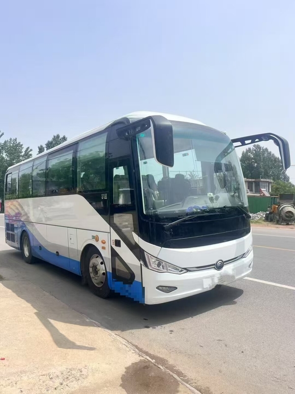 Bus Diesel Bekas dengan Interior Mewah ZK6907H6Y1 17 Kursi Kulit Gereja / LSM Dasbor Bersih