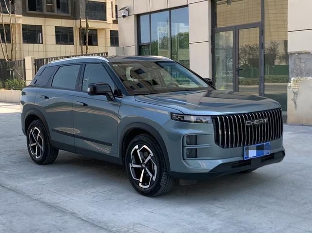 SUV Kompak Bekas Chery Explore 06 1.6t Bensin 2024 Terjangkau Dijual 2WD Penggunaan Keluarga Mewah