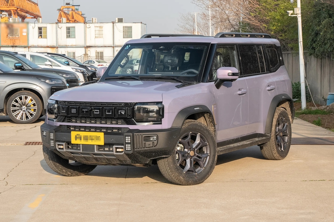 SUV Kompak Chery Jetour Traveller 2.0td Awd 2025 yang Terjangkau dengan SUV Kompak Mewah Bensin dari China
