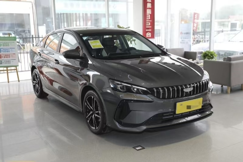 Mobil Geely Baru Tahun 2024 2WD Bensin Mobil Ideal Tahan Lama Bertenaga Dengan Warna yang Disesuaikan