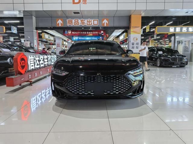 BYD Han DM 2024 DM-i Honor Edition 121km Premium Edition Keluarga SUV Dan Reliable Budget SUV Untuk Ekspor