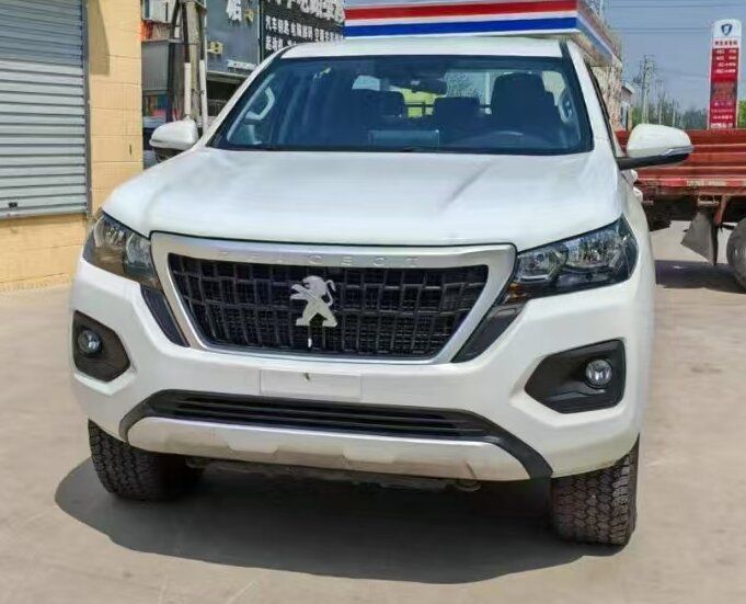 Harga terjangkau baru Peugeot Diesel 4WD Volante a la izquierda Euro 5 Kabin ganda Untuk Ekspor