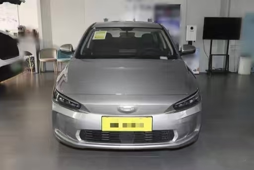 Mobil Geely Cina Bekas Untuk Ekspor Ideal Tahun 2024 Transportasi Pribadi Jarak Tempuh Rendah Listrik