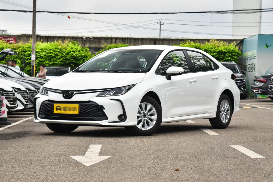 Toyota Corolla Baru yang Terjangkau 2024 1.2T Bensin 2WD Euro 6 Untuk Ekspor untuk Penggunaan Keluarga