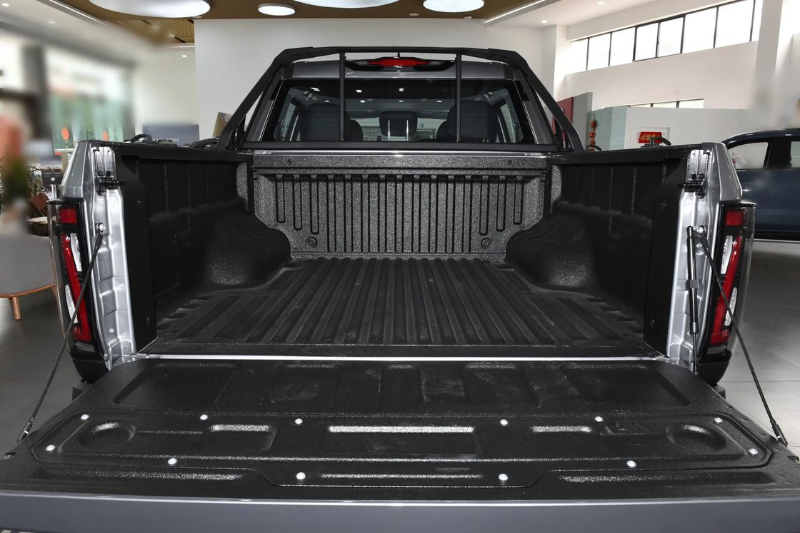 Truk Pikap Dongfeng Z9 2025 yang Ramah Anggaran 2.3T 6MT Diesel 2WD Euro 6 190hp Sempurna untuk Ekspor & Perjalanan Keluarga