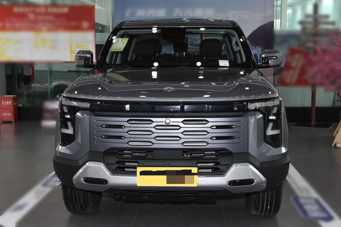 Truk Pikap Dongfeng Z9 2025 yang Ramah Anggaran 2.3T 6MT Diesel 2WD Euro 6 190hp Sempurna untuk Ekspor & Perjalanan Keluarga