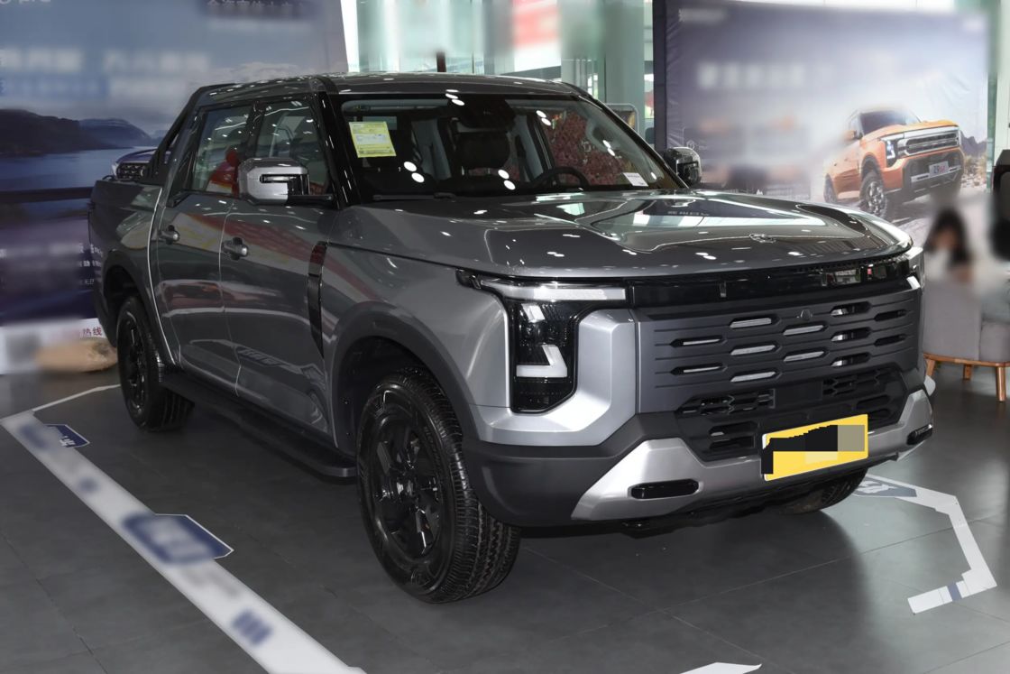 Truk Pikap Dongfeng Z9 2025 yang Ramah Anggaran 2.3T 6MT Diesel 2WD Euro 6 190hp Sempurna untuk Ekspor & Perjalanan Keluarga