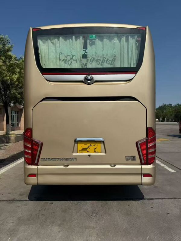 ZK6137 Bus Penumpang Bekas Yutong / Bus Mewah Pintu Ganda 56 Tempat Duduk Penggerak Roda Kiri