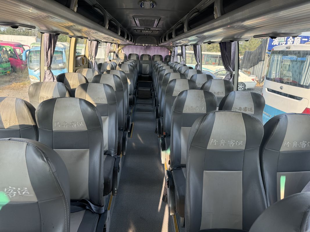 ZK6110 Yutong Bus penumpang bekas 2020 56-seater 2+3 Layout Dua pintu kiri-driven Bus mewah