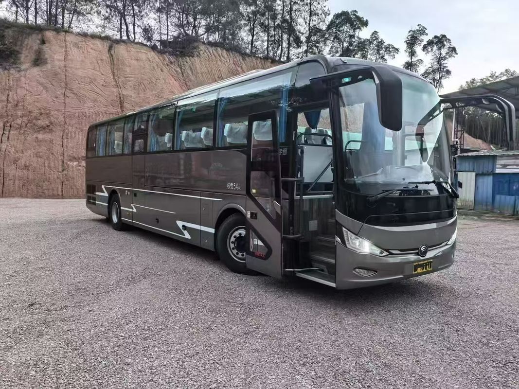 Bus Penumpang Bekas Yutong ZK6127 2023 54 Tempat Duduk Tata Letak 2+3 Satu Pintu Penggerak Kiri Bus Mewah