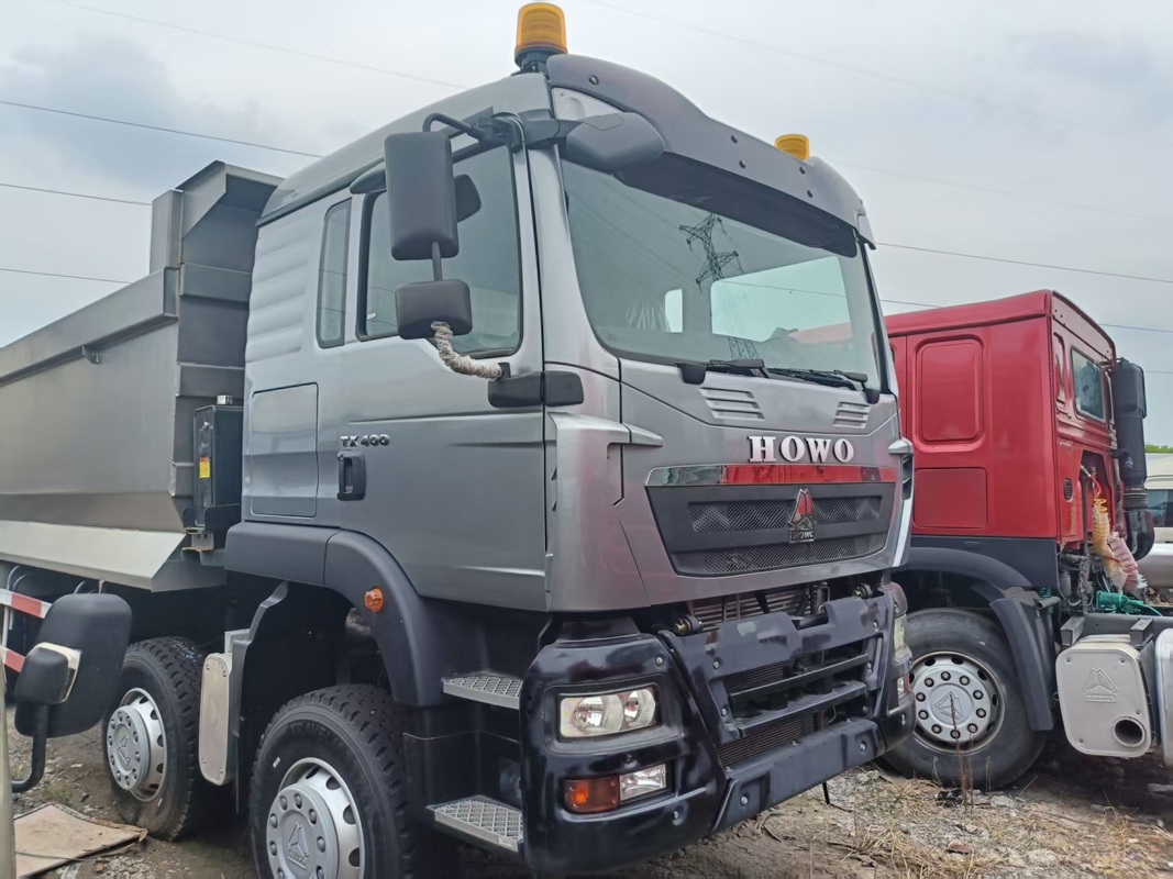 Sinotruck Howo Dumper Truck 8x4 400 12 Wheeler 40 Ton Tipper Truck Dump Truck