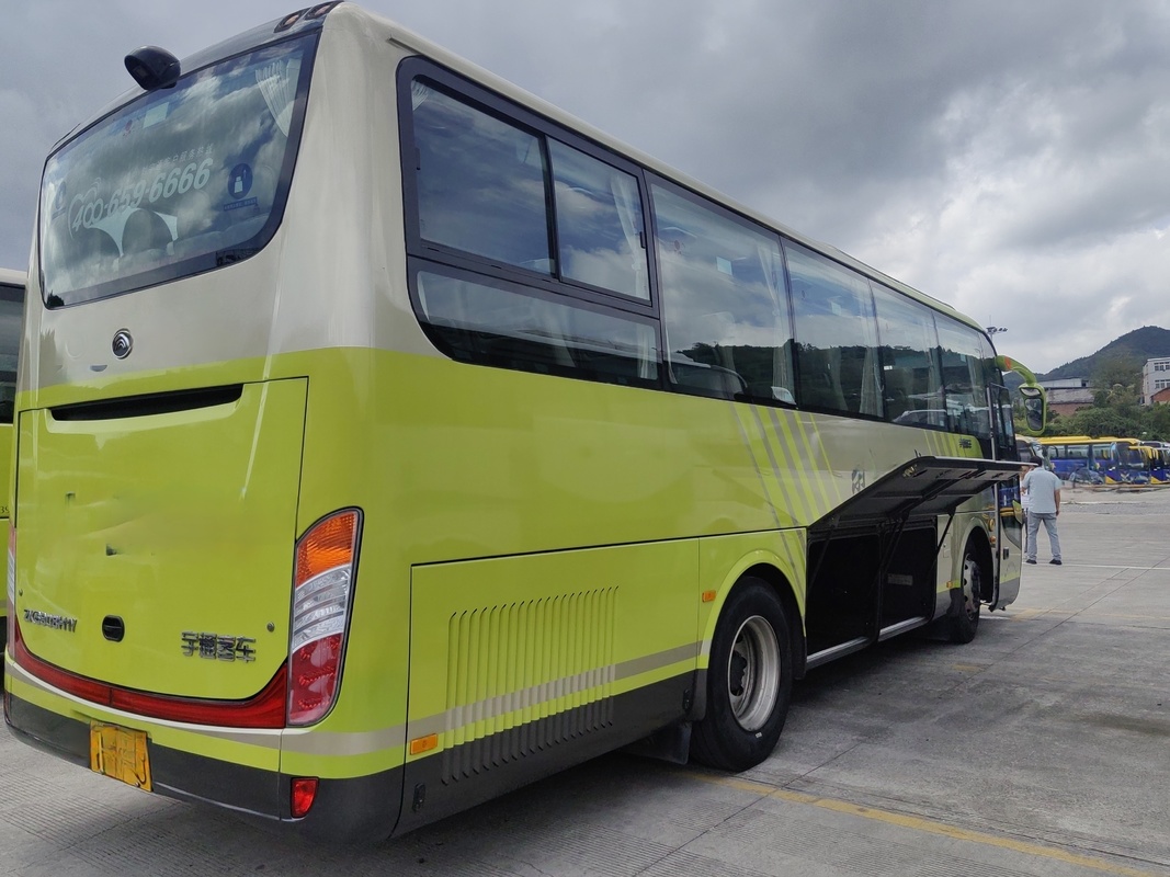 38 Seats 2021 Year Used Yutong Bus ZK6908 Diesel Engine RHD LHD Driver Steering Luxury Bus