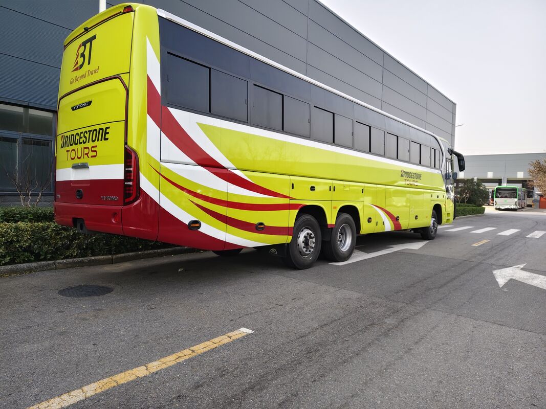 Baru 72 Seater Diesel Yutong Coach Bus D14 Weichai Engine Commuter Tour Bus antar kota Rhd/Lhd