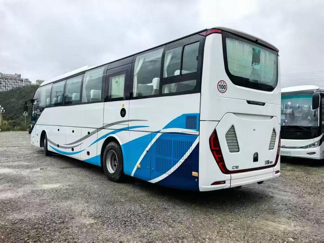 Bus Yutong Bekas 50 Tempat Duduk C12 Mewah Tahun 2024 Yutong Zk6127 Leafspring Mesin Weichai Bus Tur Ghana