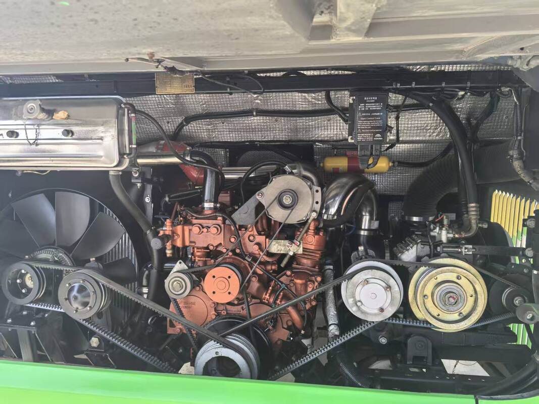 Bus Kota Diesel/Cng bekas Yutong Lhd Bus Transit Kota Bus transportasi umum bekas Bus