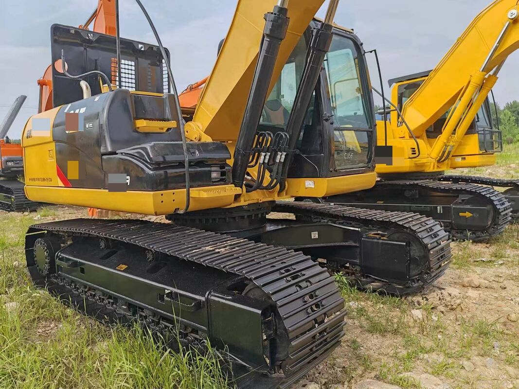 Digunakan rel Excavator merek Cina 21T dalam kondisi yang sangat baik kapasitas 1m3 daya nominal 103kW untuk konstruksi