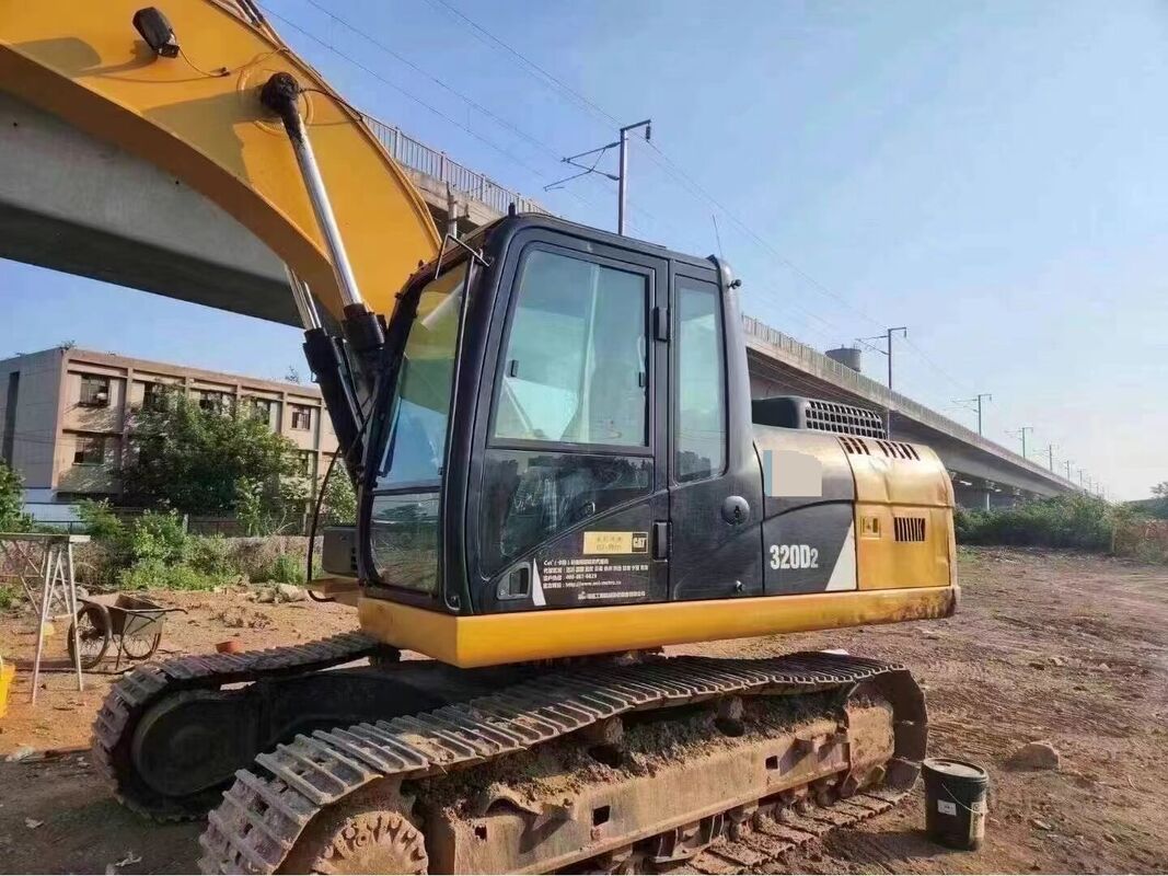 Ekskavator Roda Rantai Bekas Merek Tiongkok 21,69T kondisi sangat baik kapasitas 1m³ daya terukur 104kW untuk konstruksi