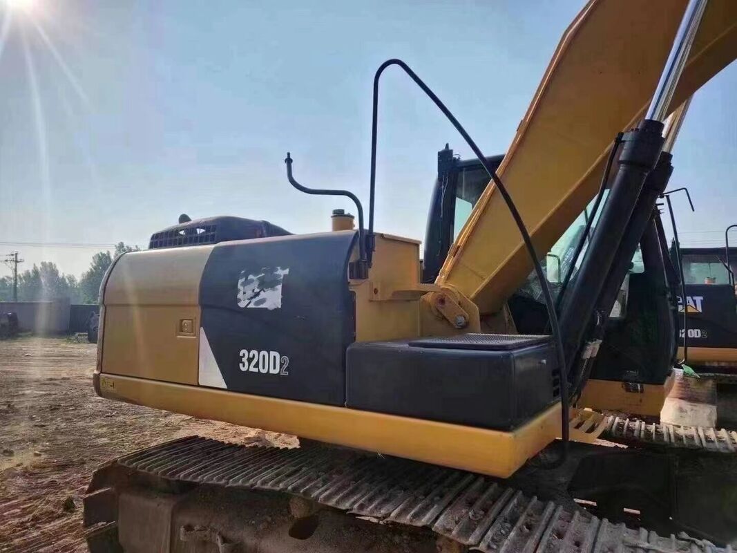 Ekskavator Roda Rantai Bekas Merek Tiongkok 21,69T kondisi sangat baik kapasitas 1m³ daya terukur 104kW untuk konstruksi