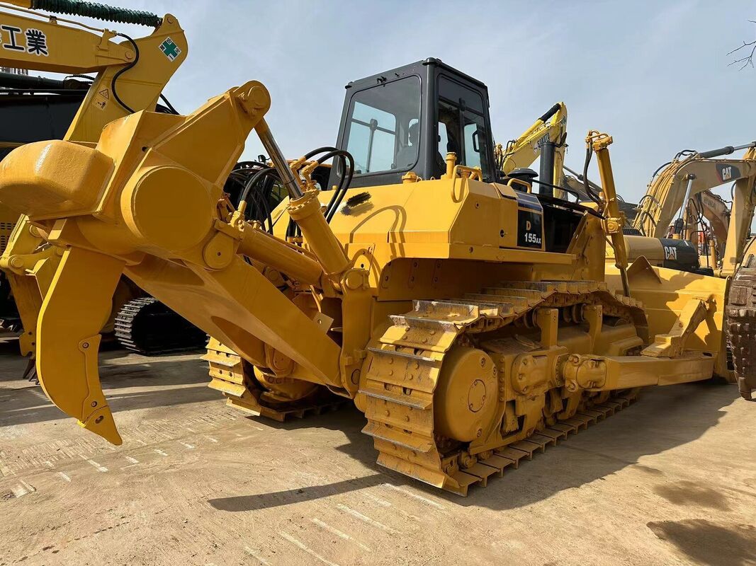 Baru Datang Bekas Merek Cina Bulldozer Roda Berjalan Kapasitas Bucket 5 Ton Kondisi Sangat Baik Daya Terukur 305 KW 14.07 L Untuk Konstruksi Kondisi Sangat Baik