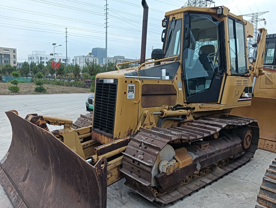 Dipakai Cina merek track Bulldozer Ember Kapasitas 8.919 Ton Dalam kondisi yang sangat baik 74kW 5.0 L Untuk konstruksi