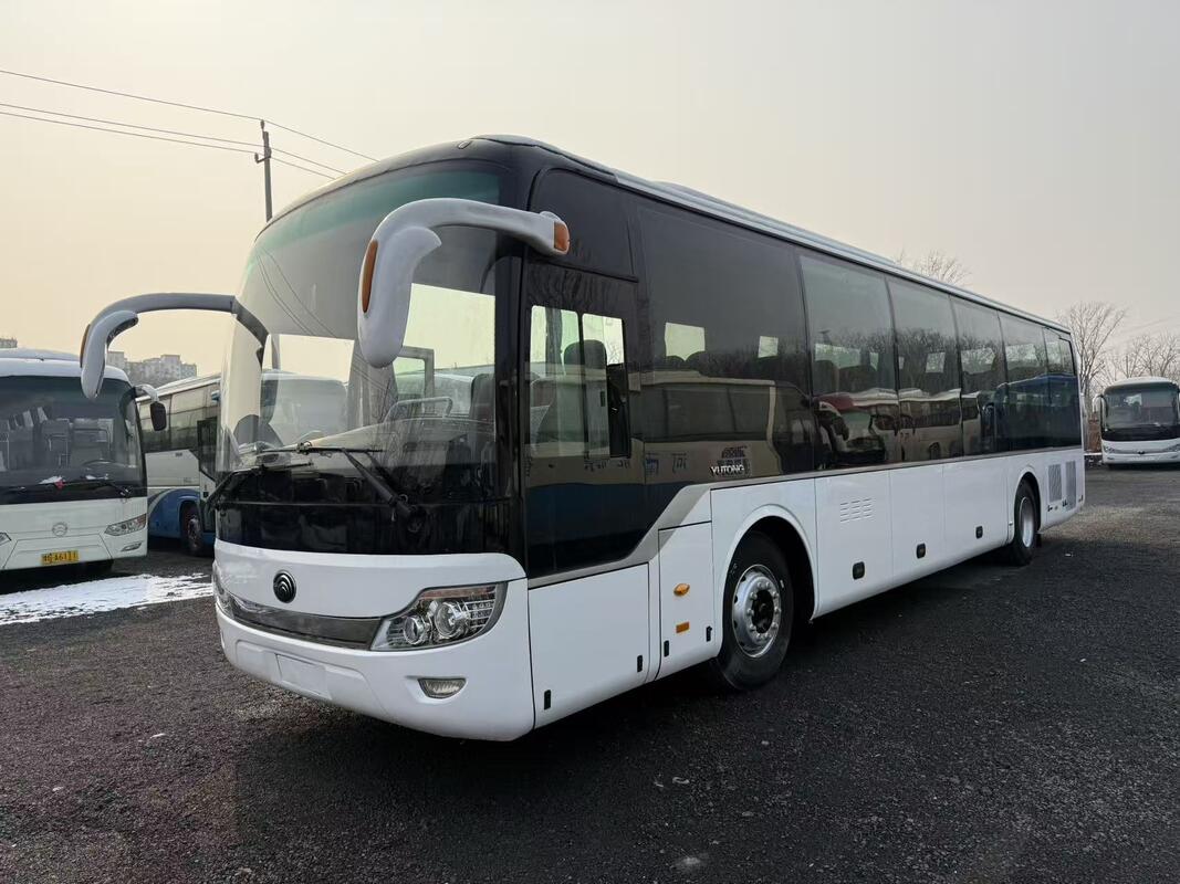Bus Wisata bekas Yutong Zk6121 Yuchai 330hp Leaf Spring 67 kursi Transportasi mewah dengan AC