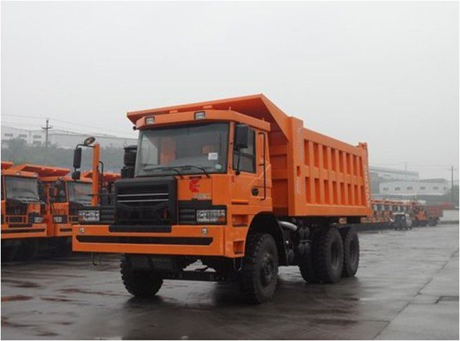 Dongfeng Used Dump Truck 2013 Tahun Membuat Standar Emisi Euro 3 Untuk Penambangan