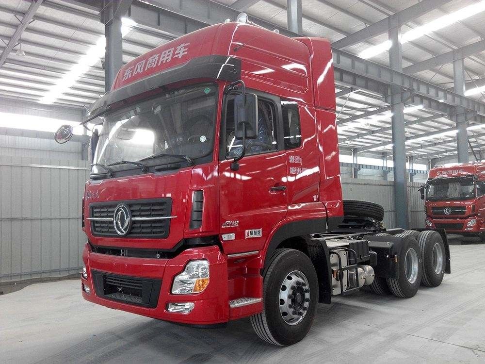 Trailer Truk Bekas Dongfeng, Unit Traktor Bekas 7560 × 2500 × 3030mm 6 × 4 Mode Drive