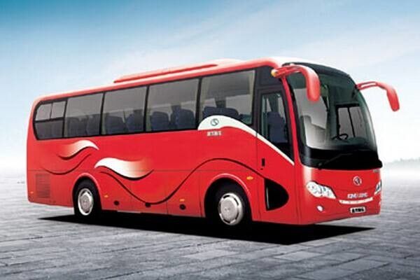 2013 Tahun 36 Kursi Digunakan Bus Pelatih Merek Kinglong Dengan Mesin Diesel Cummins