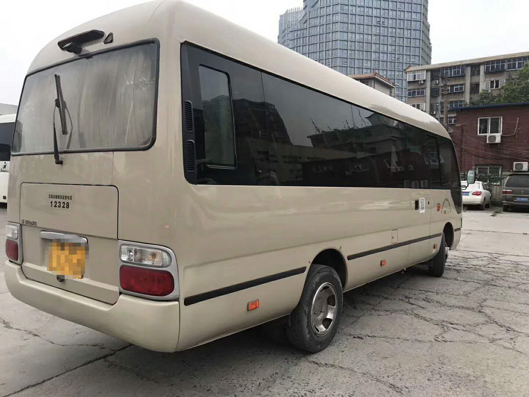 Golden Dragon Menggunakan Coaster Bus Bensin 2014 Tahun Berperforma Hebat Dengan 23 Kursi
