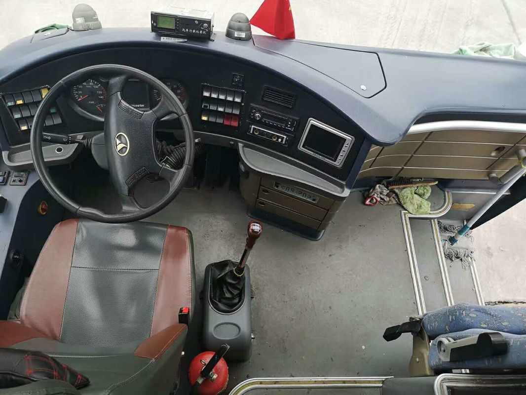 2013 Tahun 50 Kursi Digunakan Pelatih Bus Youngman Brand Double Auto Door Dengan Great Airbag