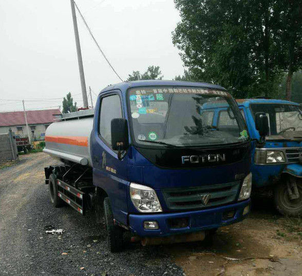 2014 Tahun Digunakan Minyak Tanker Bahan Bakar Diesel Tipe 5 Ton - 16 Ton Kapasitas Pemuatan
