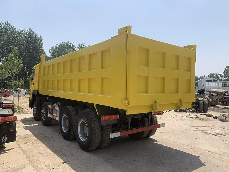 Howo Dump Truck Bekas 371hp 8x4 Penggerak Tangan Kiri Mesin Diesel WP AC 12 Roda untuk Zimbabwe