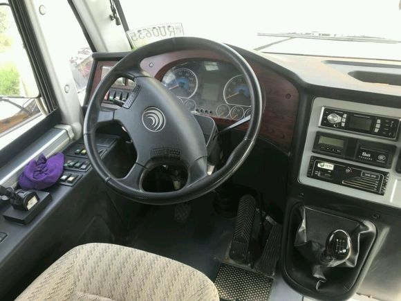 LHD Diesel Model Van Sekolah Bekas, Bekas Bus Sekolah Kecil Dengan 37 Kursi