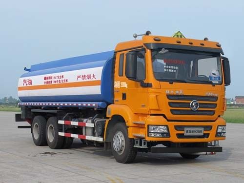 6 × 4 Mode Drive Truk Minyak Bekas, Tangki Bahan Bakar Truk Bekas 19,7 M3 Volume