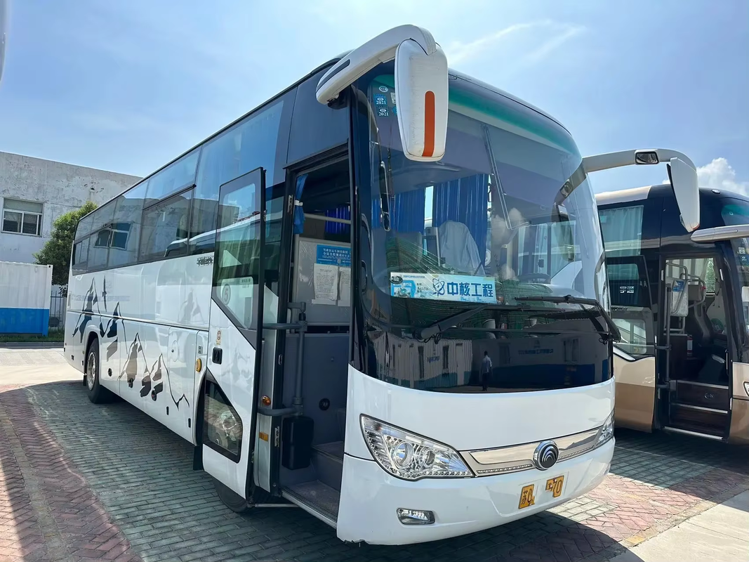Yutong ZK6110 51 Seater Slightly Used Coach Bus LHD Manual Euro 3 Diesel Engine For Sale