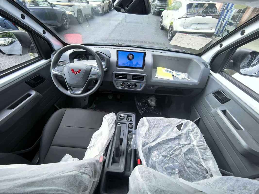 Wuling Yangguang EV, minibus listrik, van penumpang listrik 9 tempat duduk, shuttle bus listrik murni, bus listrik ringan, mikrobus listrik LHD
