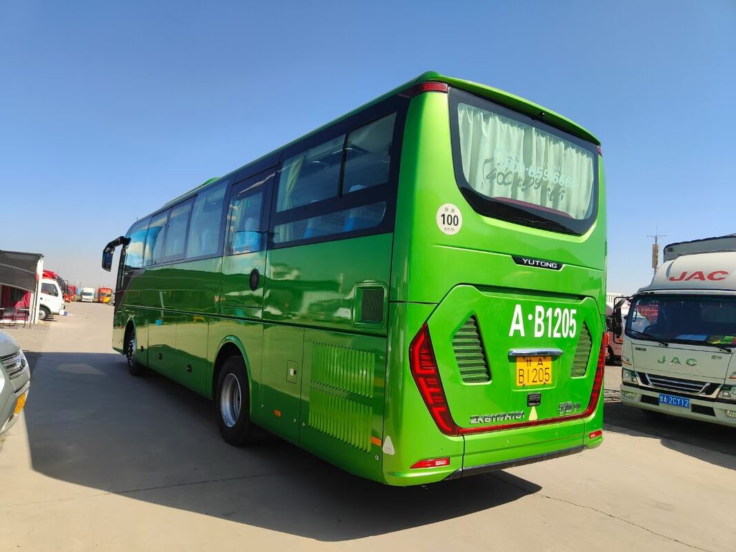 Bus Tur Mewah Yutong ZK6117 Bekas Pintu Ganda Mesin Diesel Weichai 50 Kursi LHD Dijual