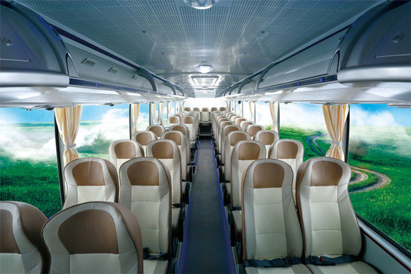 68 Kursi 2013 Bus Diesel Bekas Digunakan Dengan A / C Dilengkapi Standar Emisi Euro III