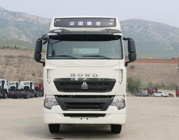 HOWO T7H Digunakan Truk Tugas Berat 6x4 Drive Dengan Tenaga Mesin A / C 397kW
