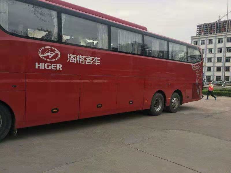 Luxury KLQ6122 2nd Hand Coach Euro IV / V 24-57 Kursi Bus Penumpang Bekas