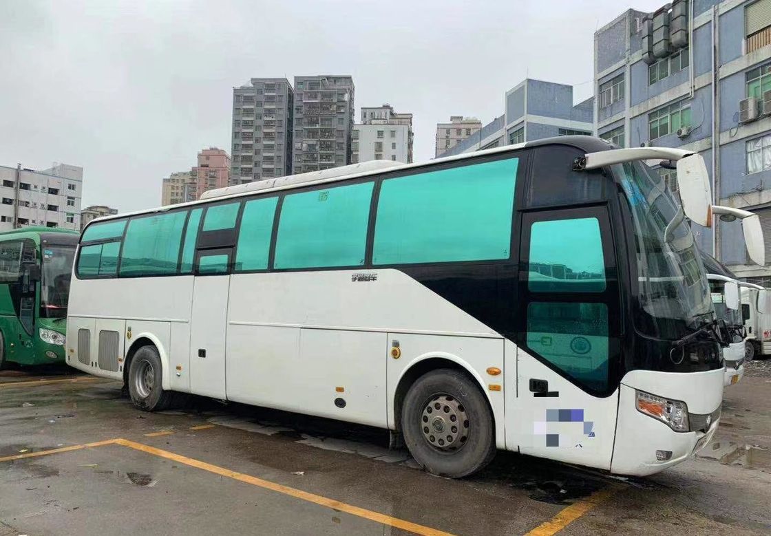2013 Tahun Diesel Digunakan Yutong Bus 58 Kursi Zk 6110 Warna Putih