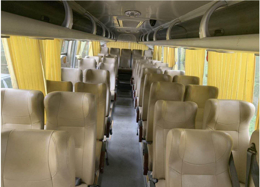 15000KG Dark Blue Digunakan Yutong Bus 45 Kursi 2014 Tahun Diesel LHD Dengan A / C