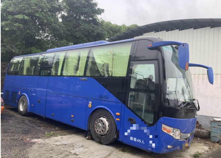 15000KG Dark Blue Digunakan Yutong Bus 45 Kursi 2014 Tahun Diesel LHD Dengan A / C