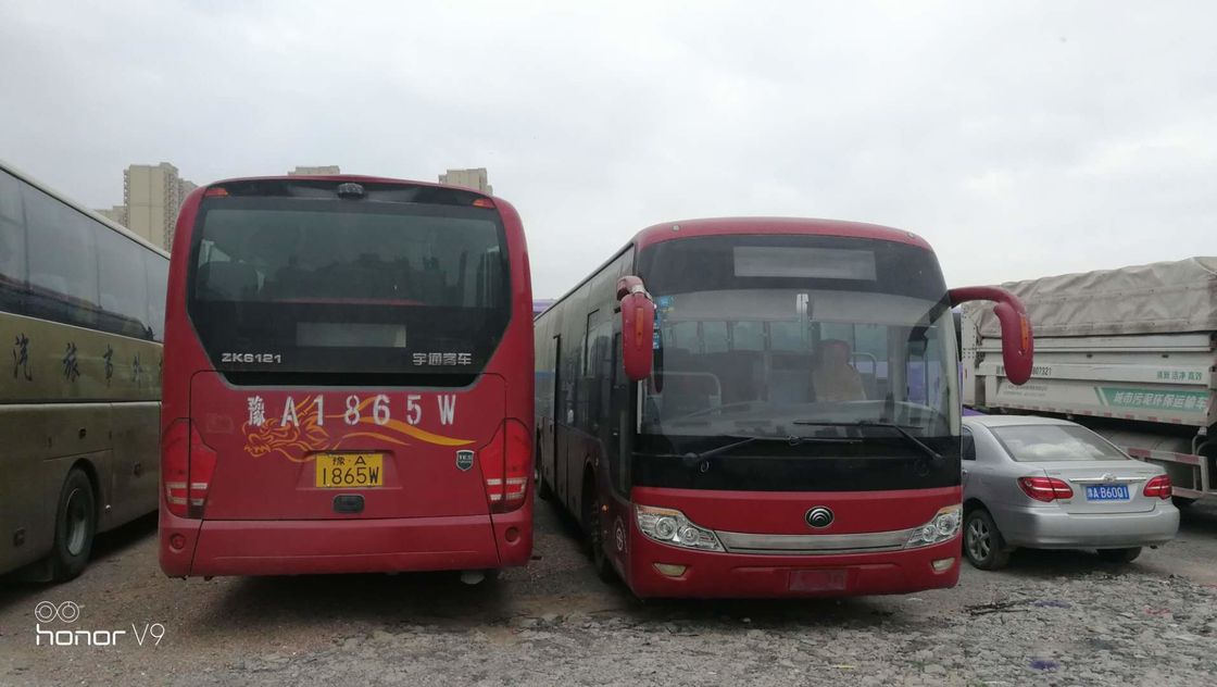 Yutong Merah Digunakan Coaster Bus ZK6121HQ3Z 68 Kursi RHD Dukungan Diesel A / C Dua Pintu