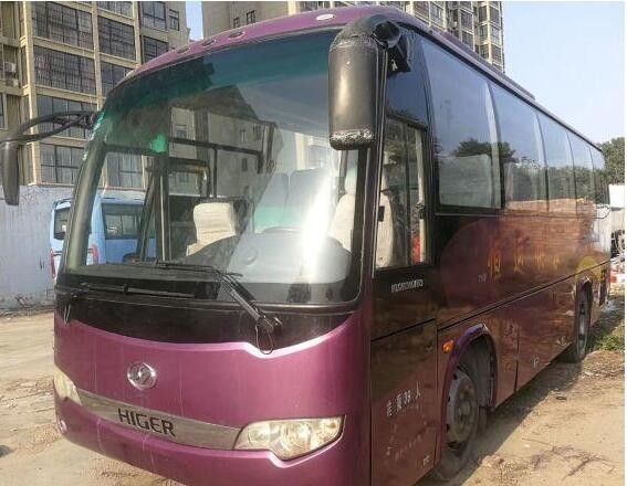 Diesel AC Higer Bus Coach Digunakan 2011 Tahun 39 Kursi 8.5m Panjang 8400kg